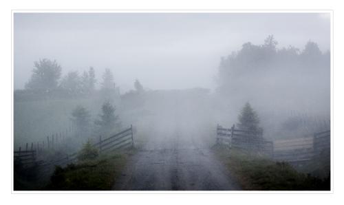 fog-in-the-mountains-near-harpefoss 20234843426 o